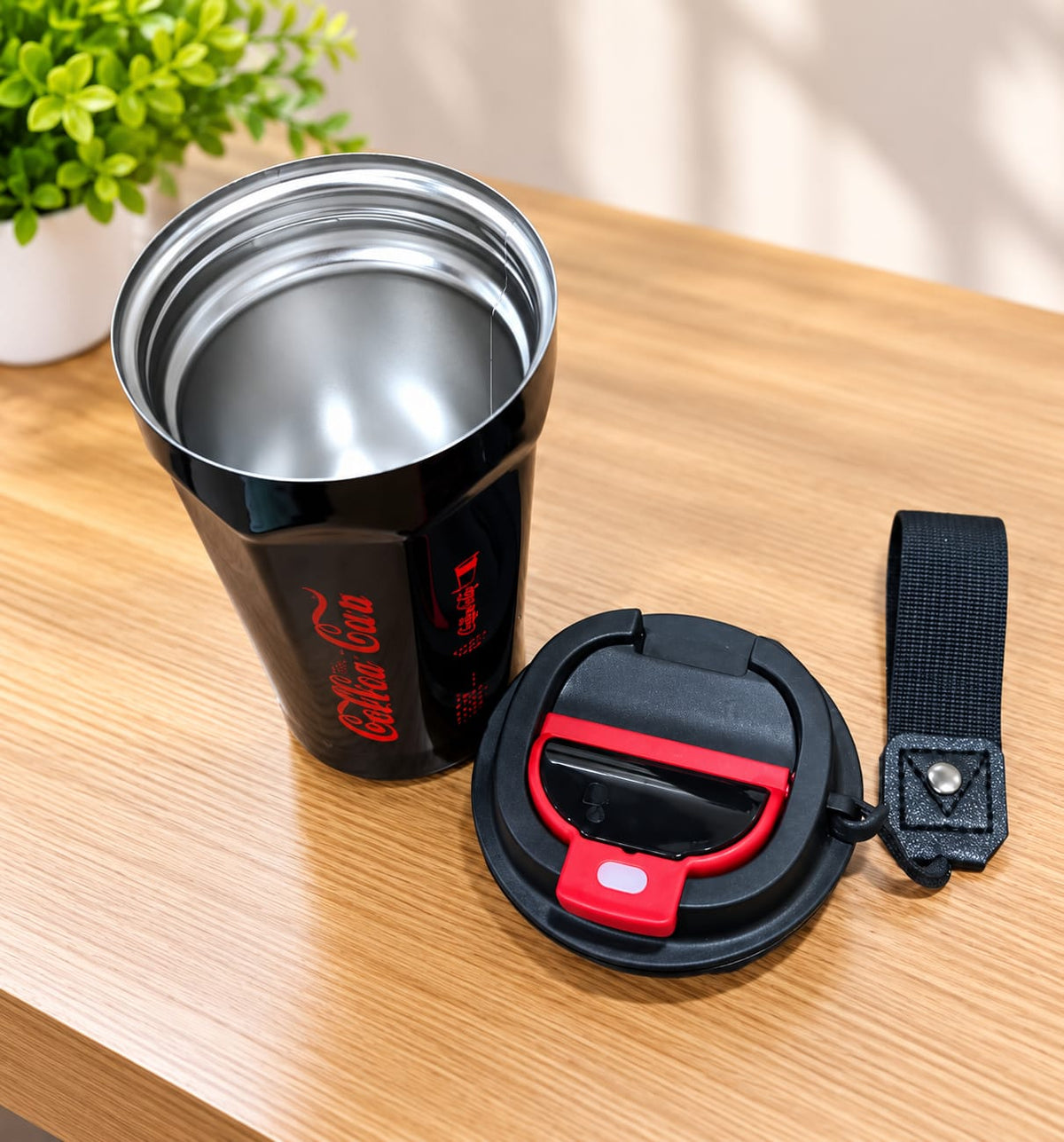 Barniwala Coffee Cup with Sipper Lid & Carry Strap, 1 Pc | Reusable Travel Coffee Mug | Portable Drinking Cup for Coffee, Tea, Cold Drinks & Beverages | Black