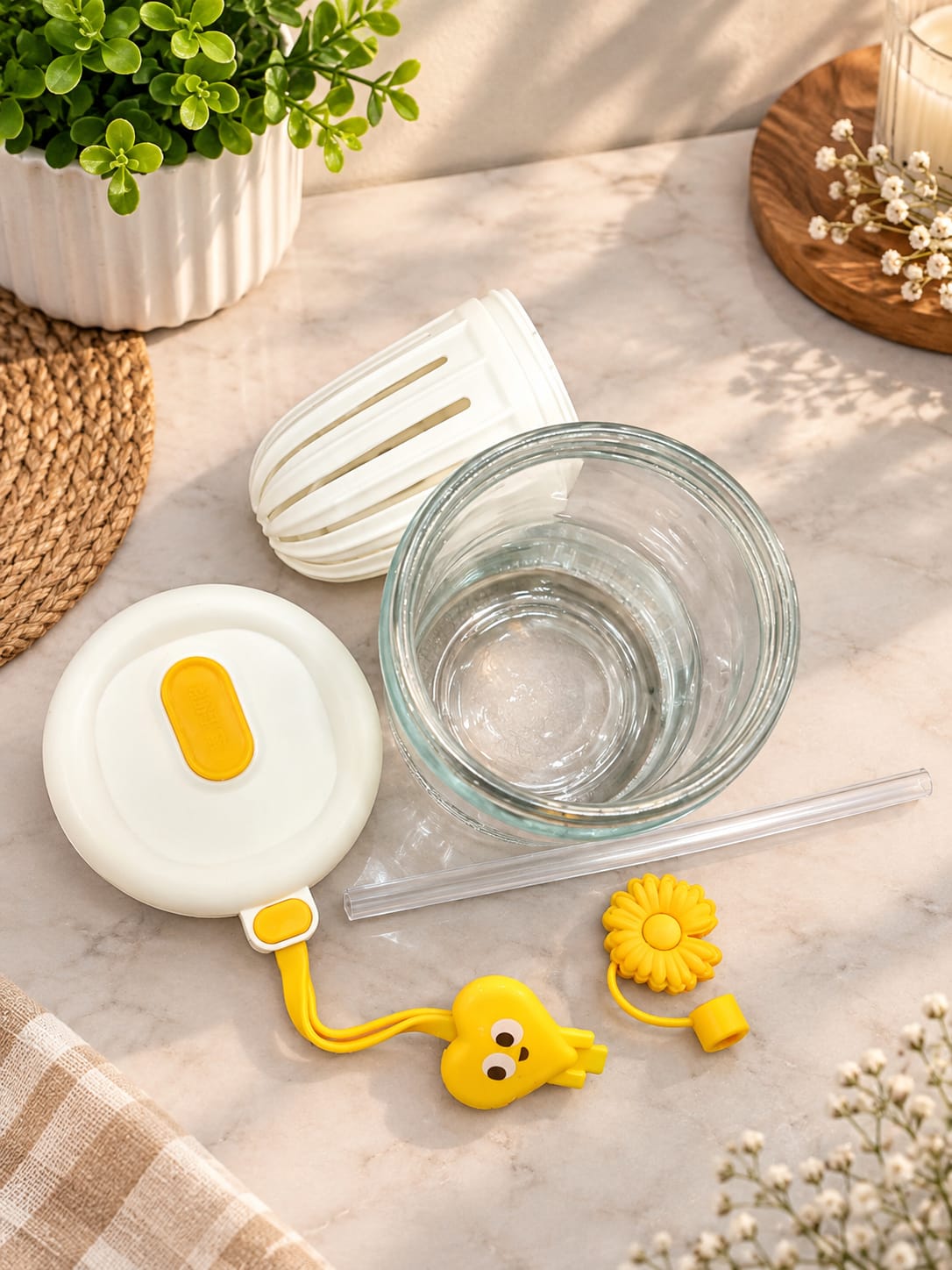 Lemon Cold Extraction Cup Pack of 1 | Glass Infuser Drinking Cup with Lemon & Mint Infuser, Lid, Straw & Handle | Fruit Infusion Water Bottle for Juice, Detox Water & Cold Beverages