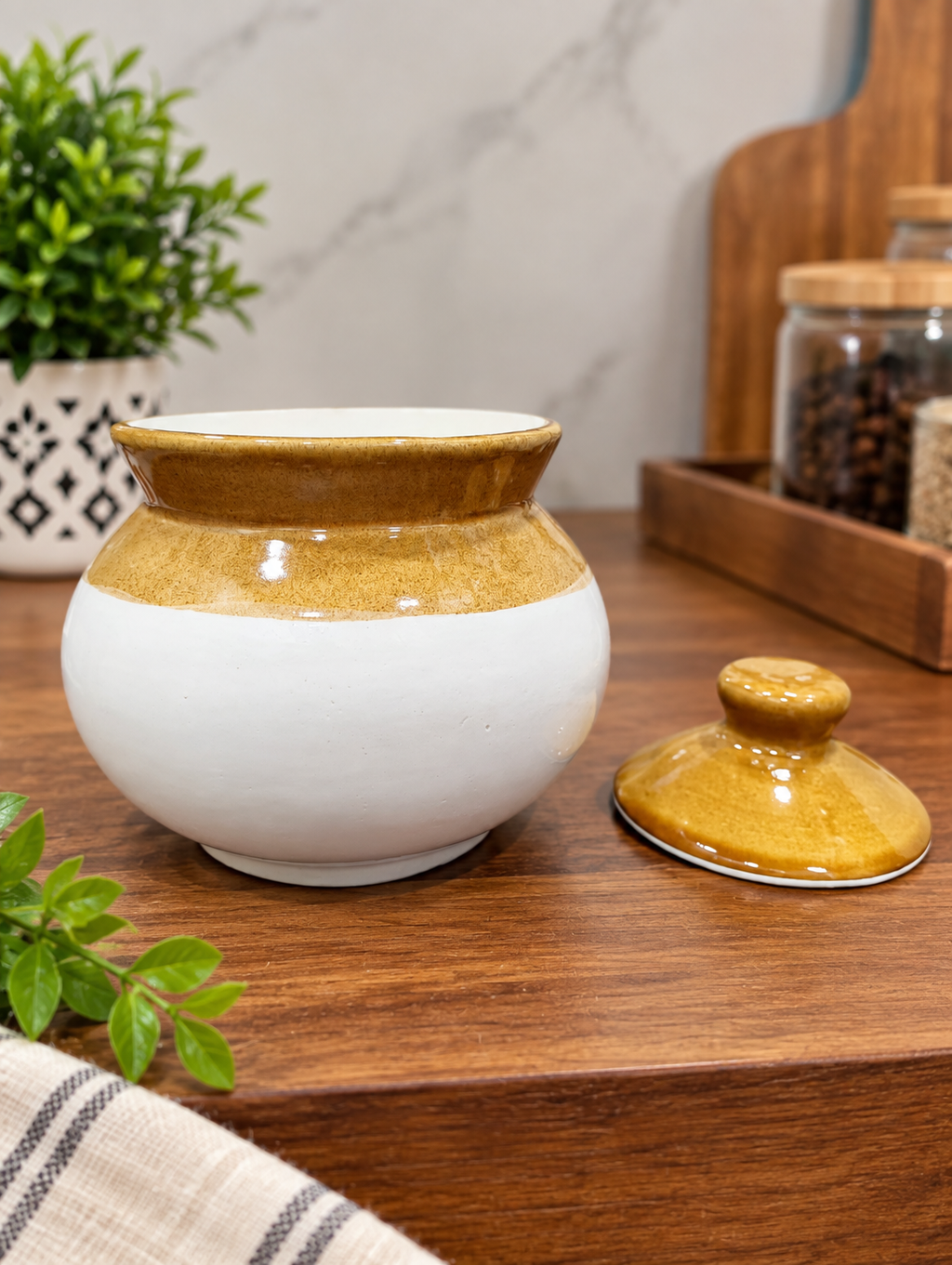 Barniwala 350 ML Ceramic Loota Handi Storage Jar with Lid | Traditional & Decorative Kitchen Container for Pickle, Achar, Spices, Sugar, Tea, Coffee, Dry Fruits & Snacks | Food Storage Pot